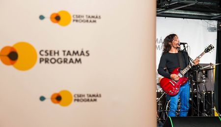 Itt a Cseh Tamás Program új évadának első sikeres pályázói: 30 zenekar és 34 koncerthelyszín