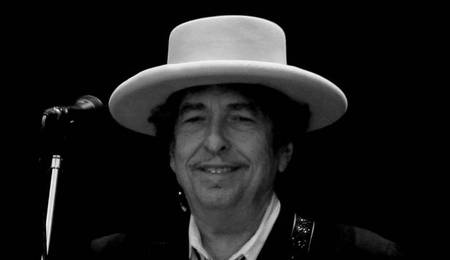 Bob Dylan zenész kapta az irodalmi Nobel-díjat