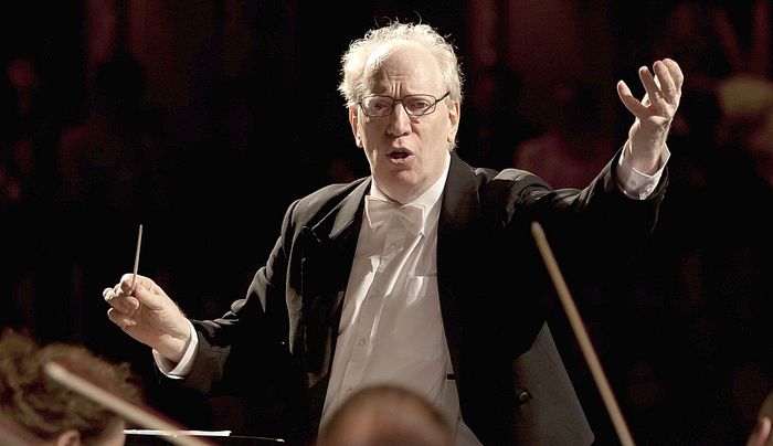 Születésnapi koncerten köszöntötték fel a 70 éves Kovács János karmestert