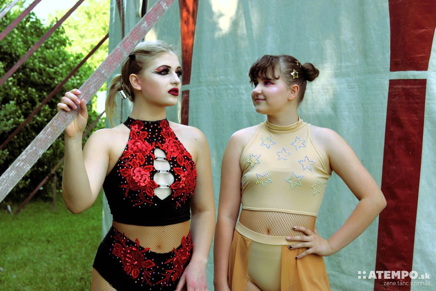 Cirkuszhercegnők – Donnert Kira és Kraj Tiffany