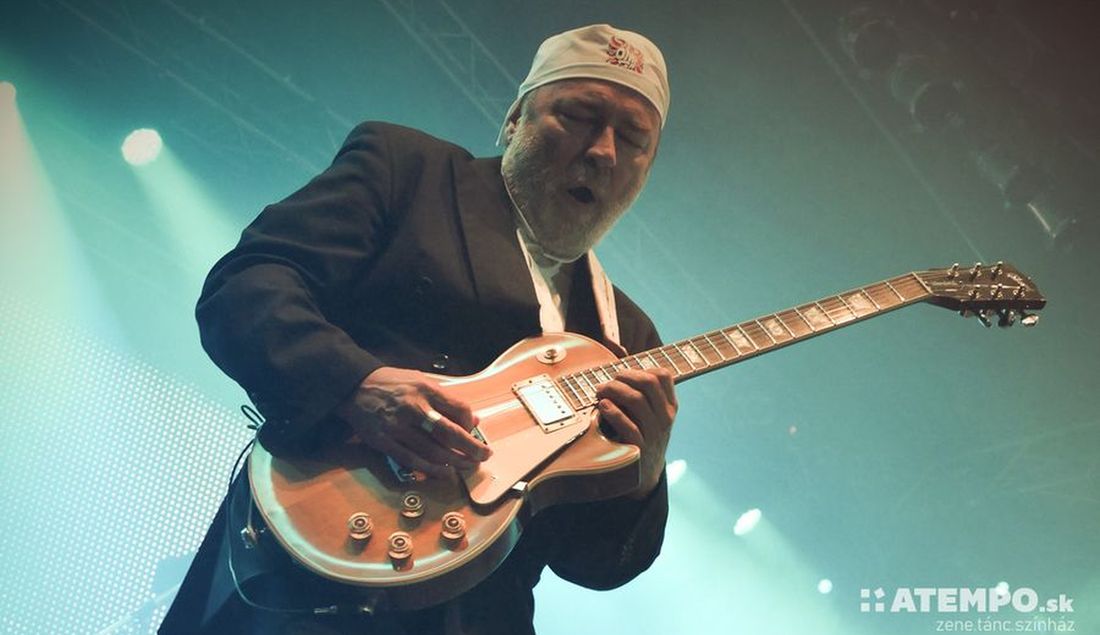 75 éves Molnár György Elefánt, a legendás Omega gitárosa