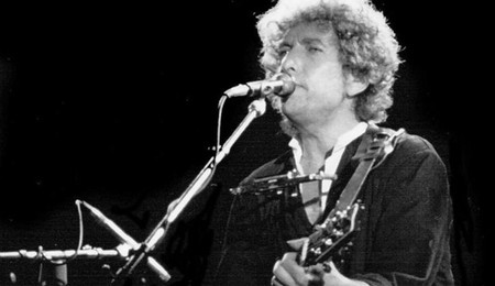 Mintegy 150 eddig ismeretlen Bob Dylan-felvételre bukkantak egy manhattani házban